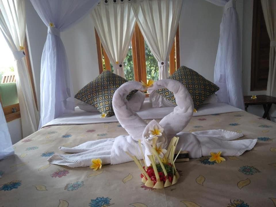 Omunity Bali Hotel ซีงาราจา ภายนอก รูปภาพ