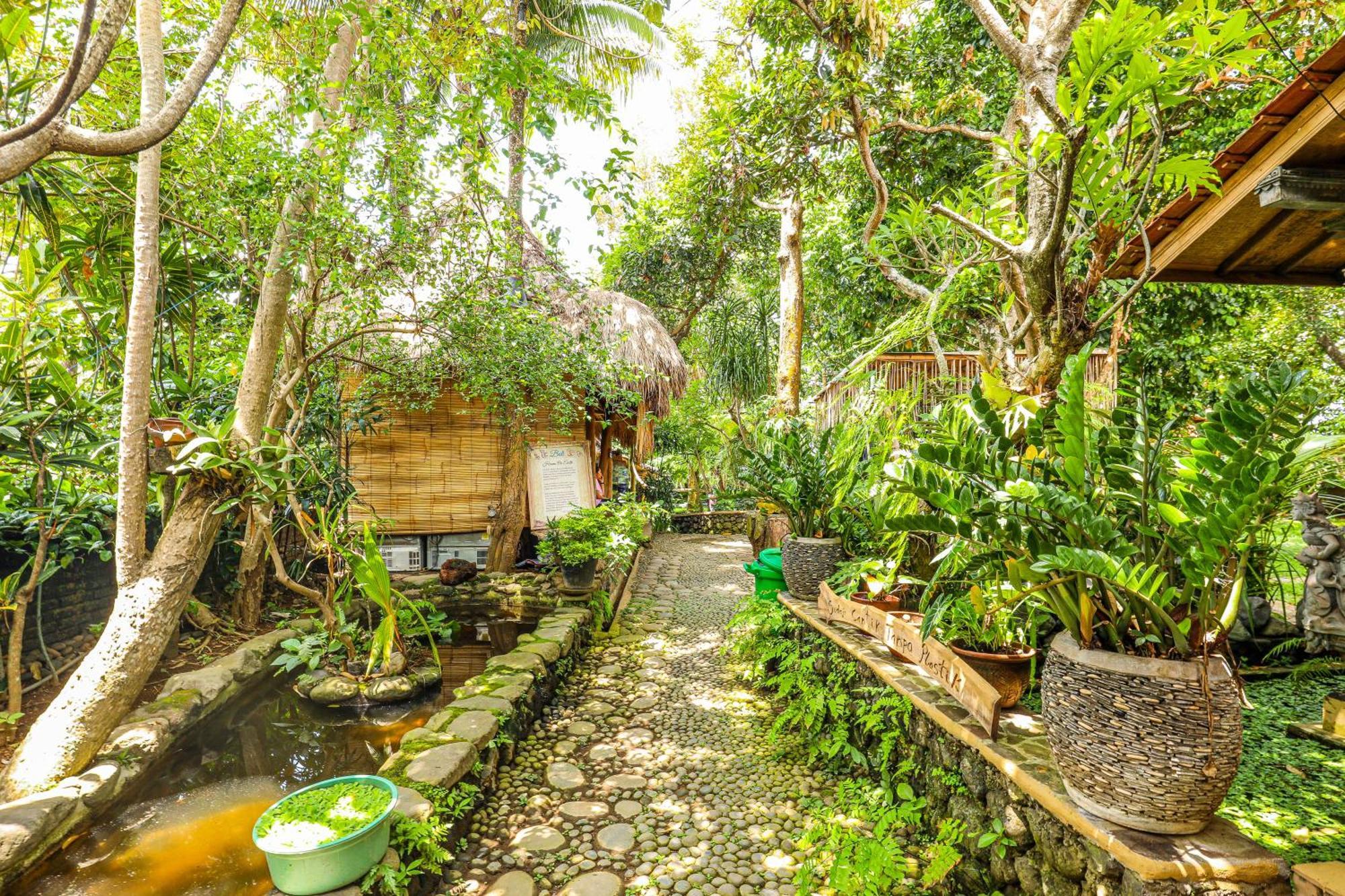 Omunity Bali Hotel ซีงาราจา ภายนอก รูปภาพ