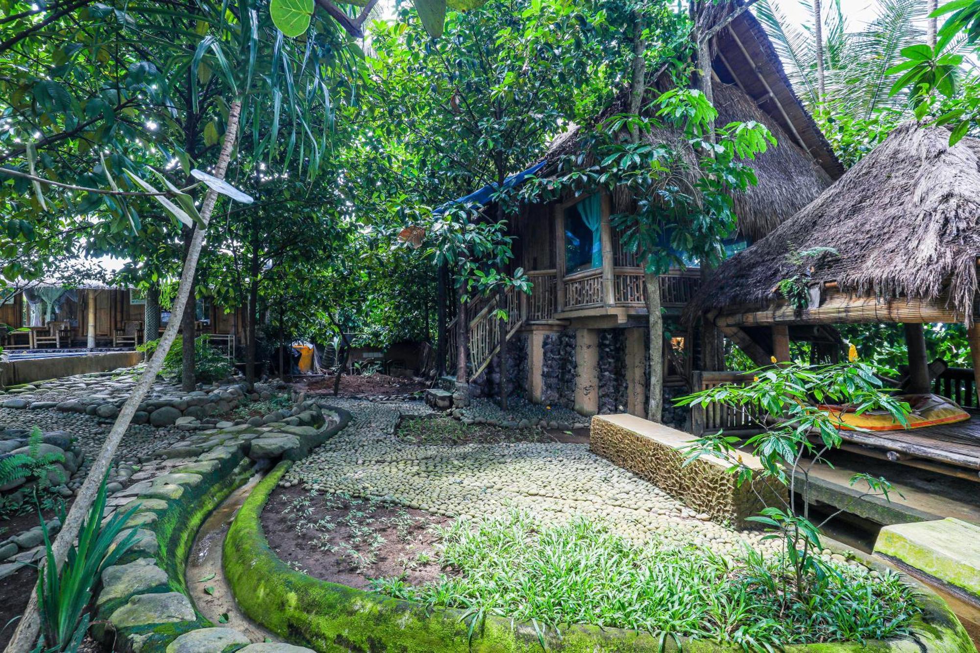 Omunity Bali Hotel ซีงาราจา ภายนอก รูปภาพ